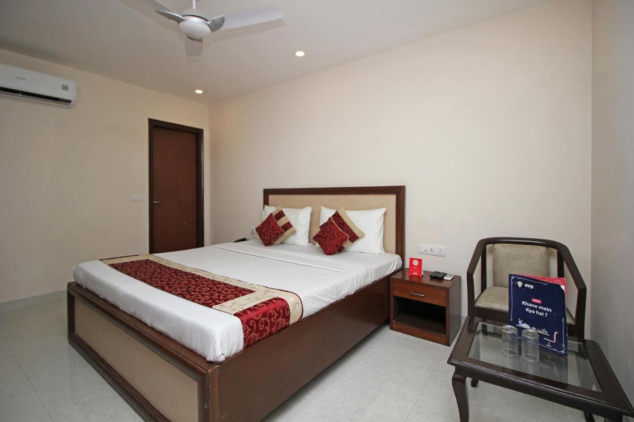 Oyo Hotel Blu Pebbles Near Delhi Airport Nowe Delhi Zewnętrze zdjęcie