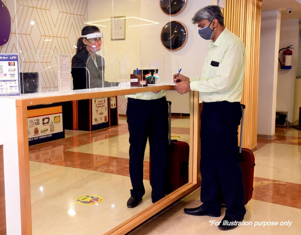 Oyo Hotel Blu Pebbles Near Delhi Airport Nowe Delhi Zewnętrze zdjęcie