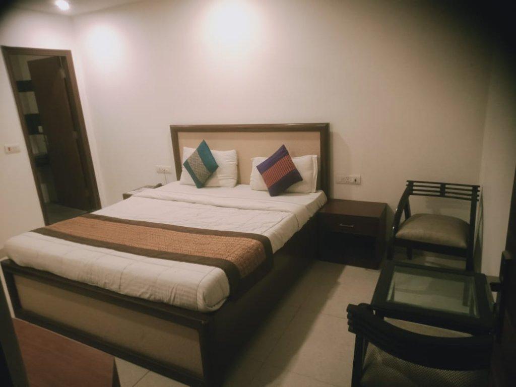 Oyo Hotel Blu Pebbles Near Delhi Airport Nowe Delhi Zewnętrze zdjęcie